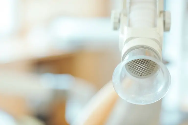 歯科用吸引装置（口腔外バキューム）